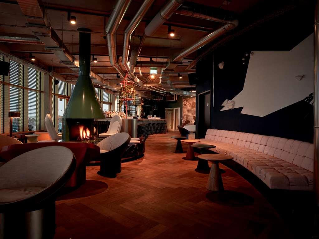 25Hours Hotel The Circle Кьолн Ресторант снимка