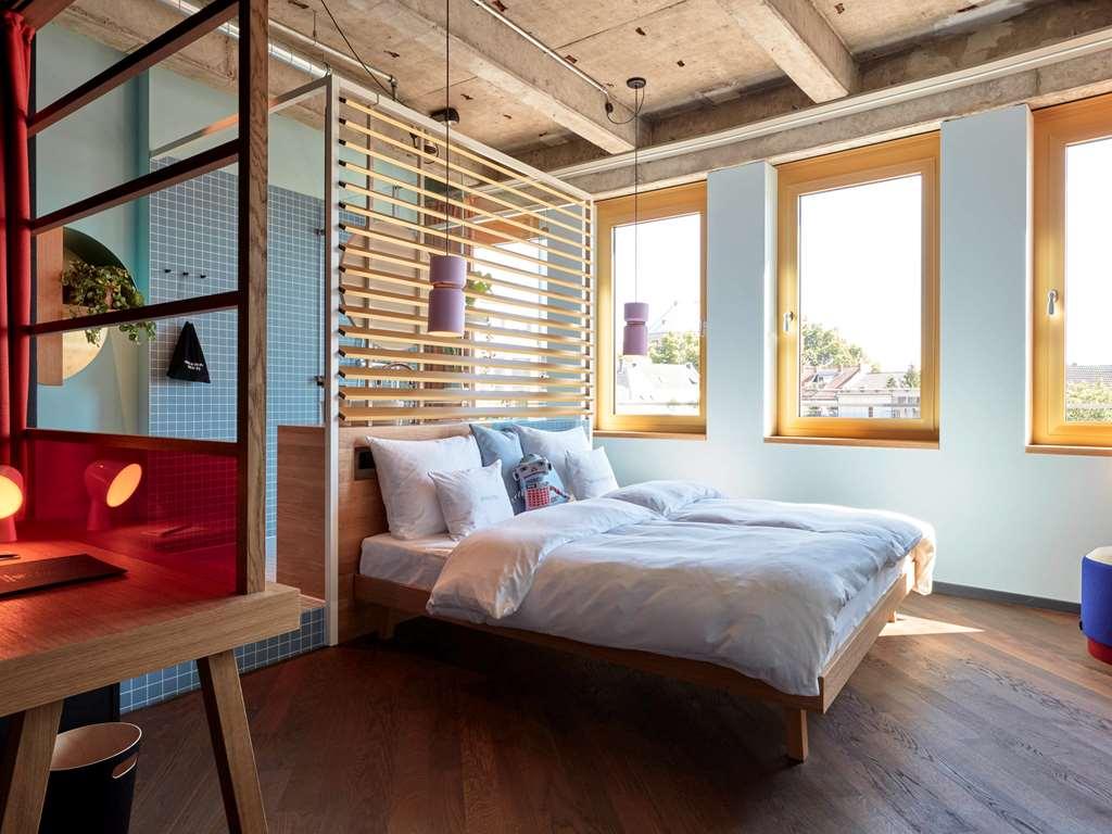 25Hours Hotel The Circle Кьолн Стая снимка
